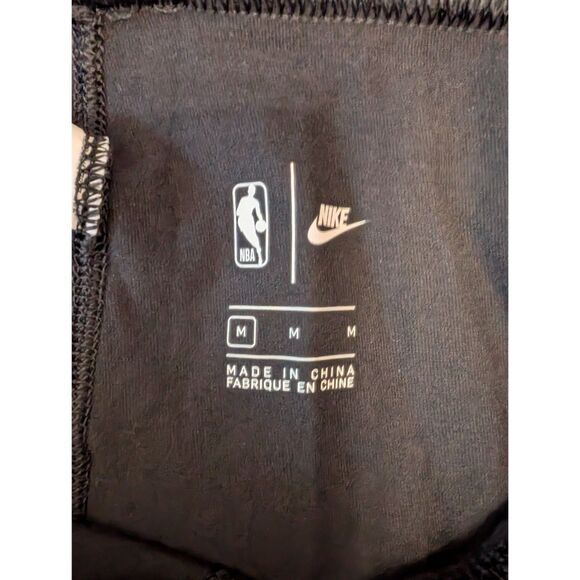 NWT Nike Tights Women Medium NBA Atlanta Hawks Stripe Tight Fit - Picture 6 of 9